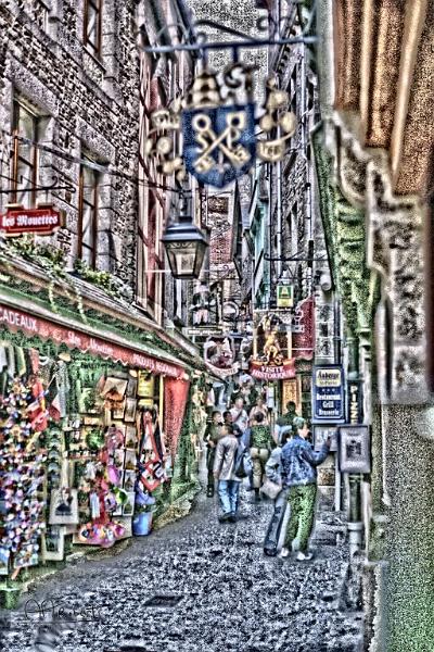 diagon alley sketch.jpg - Daigon alley photosketch style.